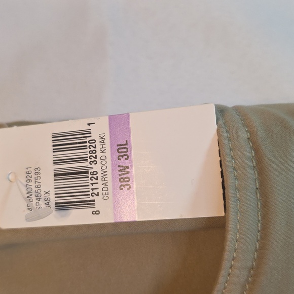 NWT Men's IZOD Trousers, Stretchy, 38/30 - Picture 3 of 8